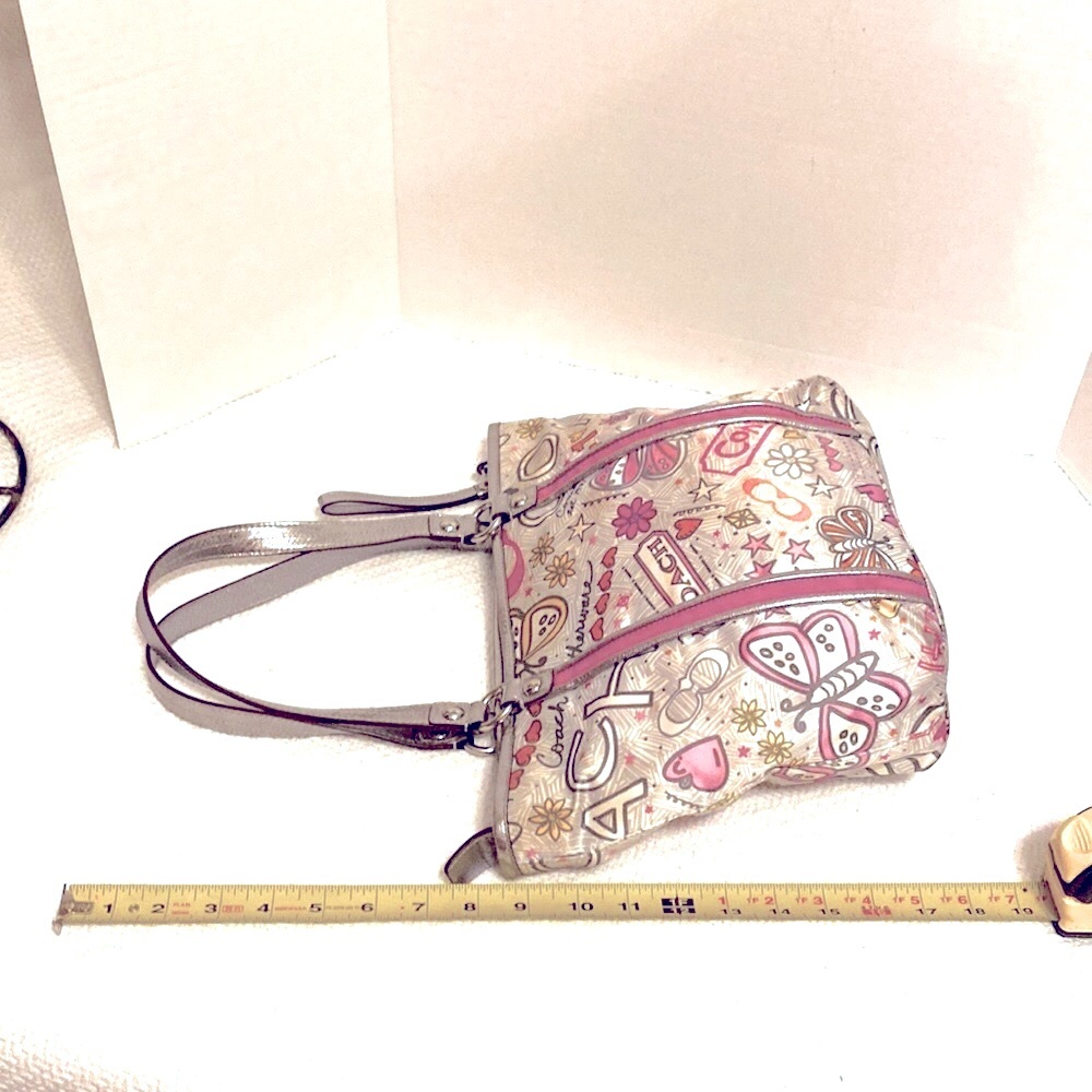 💕Coach Legacy Butterfly Floral Tea Rose Daisy Signature Shoulder Like New!!! - Picture 11 of 12